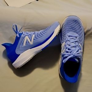 Women's Balance Fresh Foam Running Shoes Blue & White Size 8